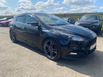 Ford Focus 2.0T EcoBoost ST-3 Hatchback 5dr Petrol Manual Euro 6 (s/s) (250