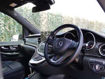 MERCEDES-BENZ EQV EQV 300e 90kWh Sport (Premium) MPV 5dr Electric Auto (204 ps)