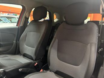 RENAULT CAPTUR 1.5 dCi ENERGY Dynamique S Nav SUV 5dr Diesel Automatic Euro 6 