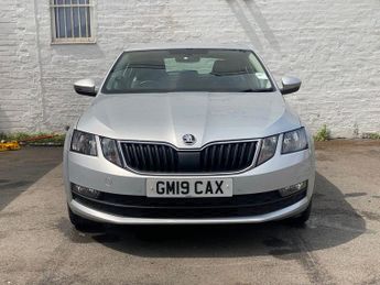 SKODA OCTAVIA 1.6 TDI SCR SE Technology Hatchback 5dr Diesel DSG Euro 6 (s/s) 