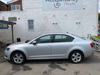 SKODA OCTAVIA 1.6 TDI SCR SE Technology Hatchback 5dr Diesel DSG Euro 6 (s/s) 