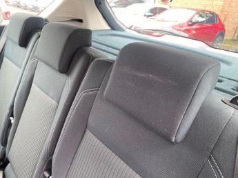 FORD C-MAX 2.0 TDCi Titanium MPV 5dr Diesel Powershift Euro 5 (140 ps)