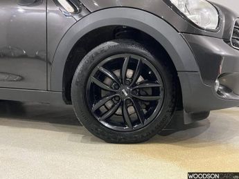 MINI COUNTRYMAN 1.6 Cooper SUV 5dr Petrol Steptronic Euro 5 (122 ps)