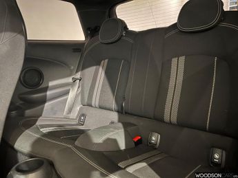MINI HATCH 2.0 Cooper S Sport Hatchback 3dr Petrol Steptronic Euro 6 (s/s) 