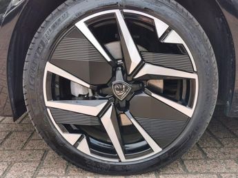 PEUGEOT E-208 51kWh GT Hatchback 5dr Electric Auto (7.4kW Charger) (156 ps)