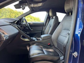 JAGUAR E-PACE 2.0 E-Pace R-Dynamic S D MHEV AWD Auto 4WD 5dr