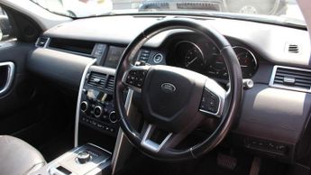 LAND ROVER DISCOVERY SPORT 2.0 TD4 SE Tech SUV 5dr Diesel Auto 4WD Euro 6 (s/s) (180 ps)