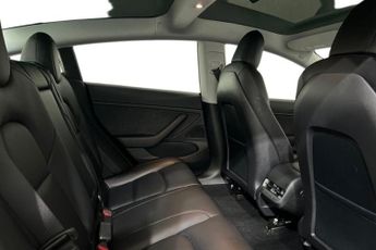TESLA Model 3 Standard Range Plus Saloon 4dr Electric Auto RWD (241 bhp) Low M