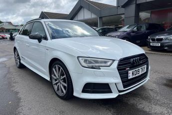 AUDI A3 1.5 TFSI CoD 35 Black Edition Sportback 5dr Petrol S Tronic Euro