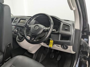 VOLKSWAGEN TRANSPORTER 2.0 TDI T30 Highline Camper Conversion Diesel Manual FWD SWB Eur