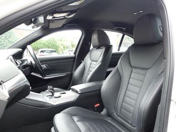 BMW 3 SERIES 2.0 320i M Sport Saloon 4dr Petrol Auto Euro 6 (s/s) (184 ps)