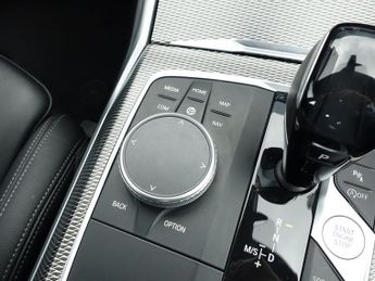 BMW 3 SERIES 2.0 320i M Sport Saloon 4dr Petrol Auto Euro 6 (s/s) (184 ps)