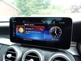 MERCEDES-BENZ C-CLASS 2.0 C300 AMG Line (Premium) Saloon 4dr Petrol G-Tronic+ Euro 6 (