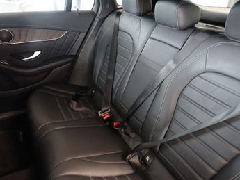 MERCEDES-BENZ GLC 2.0 GLC220d AMG Line (Premium) Coupe 5dr Diesel G-Tronic+ 4MATIC