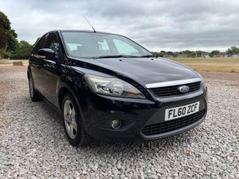 FORD FOCUS 1.6 Zetec Hatchback 5dr Petrol Manual (161 g/km, 99 bhp)