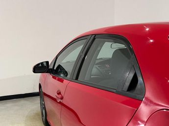 HONDA CIVIC 1.8 i-VTEC Ti Hatchback 5dr Petrol Manual Euro 5 (s/s) (142 ps)