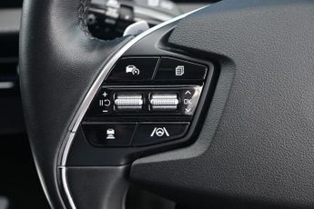 KIA EV6 77.4kWh Air Hatchback 5dr Electric Auto (225 bhp)