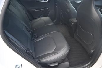KIA EV6 77.4kWh Air Hatchback 5dr Electric Auto (225 bhp)