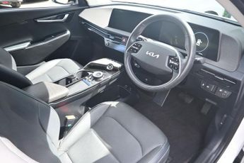 KIA EV6 77.4kWh Air Hatchback 5dr Electric Auto (225 bhp)