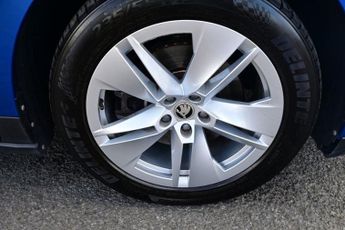 SKODA ENYAQ 62kWh 60 SUV 5dr Electric Auto (DC120kW) (179 ps)