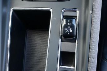 SKODA ENYAQ 62kWh 60 SUV 5dr Electric Auto (DC120kW) (179 ps)