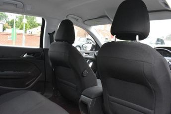 PEUGEOT 308 SW 1.6 BlueHDi Active Estate 5dr Diesel EAT Euro 6 (s/s) (120 ps)
