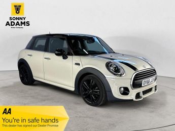 MINI Hatch 1.5 Cooper Hatchback 5dr Petrol Steptronic Euro 6 (s/s) (136 ps)
