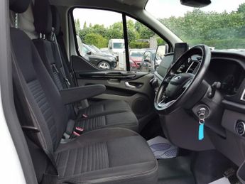 FORD TRANSIT CUSTOM 2.0 300 EcoBlue Limited Panel Van 5dr Diesel Manual L2 H1 Euro 6