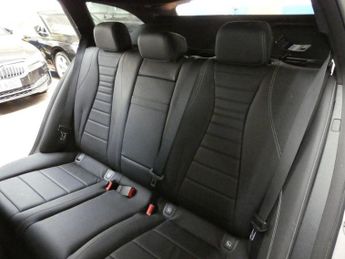 MERCEDES-BENZ E-CLASS 2.0 E300de 13.5kWh AMG Line Estate 5dr Diesel Plug-in Hybrid G-T