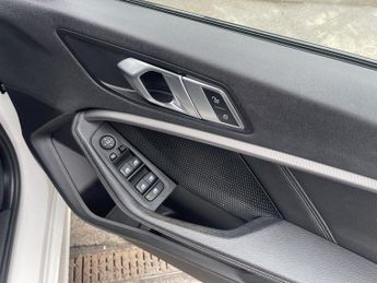 BMW 1 SERIES 2.0 118d M Sport Hatchback 5dr Diesel Auto Euro 6 (s/s) (150 ps)