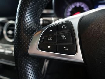 MERCEDES-BENZ GLC 2.0 GLC250 AMG Line (Premium Plus) SUV 5dr Petrol G-Tronic 4MATI