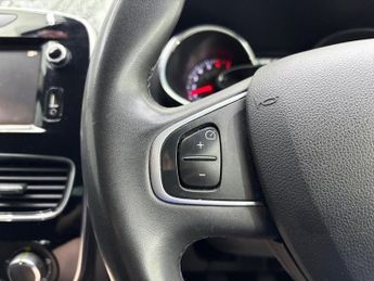 RENAULT CLIO 0.9 TCe Iconic Hatchback 5dr Petrol Manual Euro 6 (s/s) (90 ps)