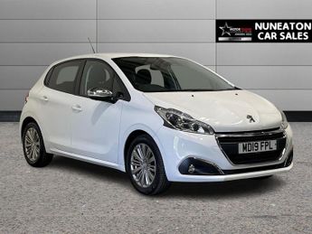 Peugeot 208 1.2 PureTech Signature Hatchback 5dr Petrol Manual Euro 6 (s/s) 