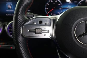 MERCEDES-BENZ EQA EQA 300 66.5kWh AMG Line Auto 4MATIC 5dr