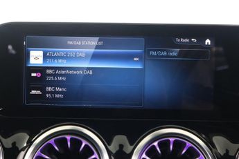 MERCEDES-BENZ EQA EQA 300 66.5kWh AMG Line Auto 4MATIC 5dr