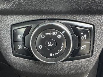 FORD TRANSIT COURIER 1.0 EcoBoost Trend Panel Van 5dr Petrol Manual L1 Euro 5 (100 ps