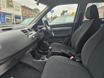 SUZUKI SWIFT 1.5 GLX Hatchback 5dr Petrol Manual (159 g/km, 101 bhp)