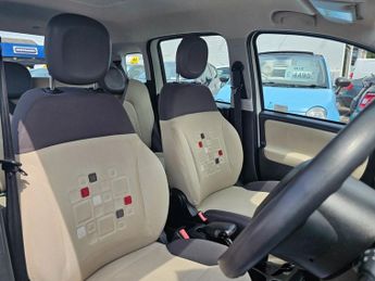FIAT PANDA AUTOMATIC 0.9 TwinAir Easy Hatchback 5dr Petrol Dualogic Euro 6 