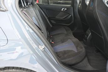 BMW 1 SERIES 2.0 M135i Hatchback 5dr Petrol Auto xDrive Euro 6 (s/s) (306 ps)