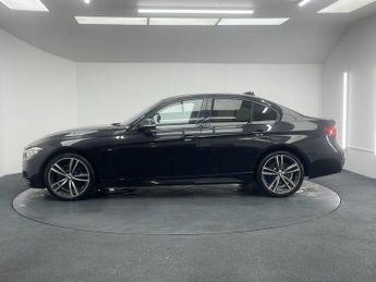 BMW 3 SERIES 3.0 330d M Sport Saloon 4dr Diesel Auto xDrive Euro 6 (s/s) (258