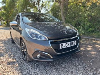 PEUGEOT 208 1.2 PureTech Tech Edition Hatchback 5dr Petrol Manual Euro 6 (s/
