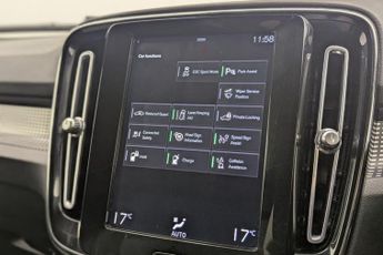 VOLVO XC40 1.5h T5 Twin Engine Recharge 10.7kWh R-Design SUV 5dr Petrol Plu