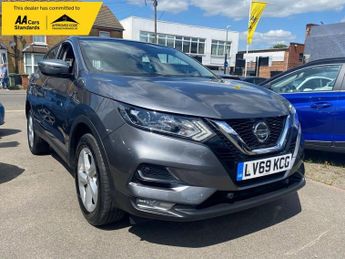 Nissan Qashqai 1.3 DIG-T Acenta Premium SUV 5dr Petrol Manual Euro 6 (s/s) (160