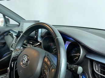 TOYOTA CHR 2.0 DESIGN 5d AUTO 181 BHP
