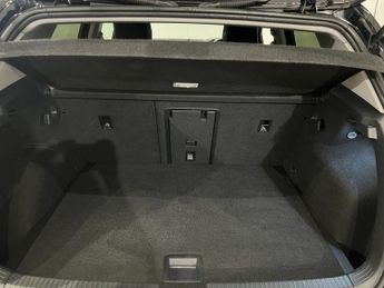 VOLKSWAGEN GOLF 1.5 TSI Life Hatchback 5dr Petrol Manual Euro 6 (s/s) (130 ps)