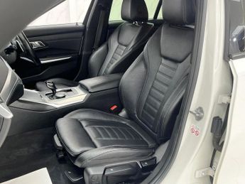 BMW 3 SERIES 2.0 330e 12kWh M Sport Saloon 4dr Petrol Plug-in Hybrid Auto xDr