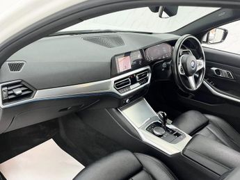 BMW 3 SERIES 2.0 330e 12kWh M Sport Saloon 4dr Petrol Plug-in Hybrid Auto xDr