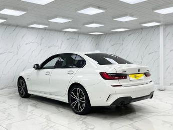 BMW 3 SERIES 2.0 330e 12kWh M Sport Saloon 4dr Petrol Plug-in Hybrid Auto xDr