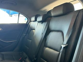 MERCEDES-BENZ A-CLASS 1.5 A180d Sport Hatchback 5dr Diesel 7G-DCT Euro 6 (s/s) (109 ps