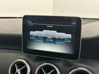 MERCEDES-BENZ A-CLASS 1.5 A180d Sport Hatchback 5dr Diesel 7G-DCT Euro 6 (s/s) (109 ps